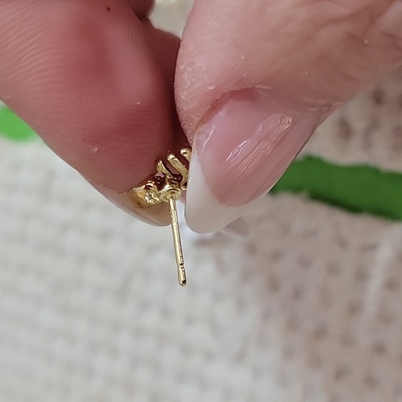 BREAKFAST TIME STUD EARRINGS - Picture 8 of 8